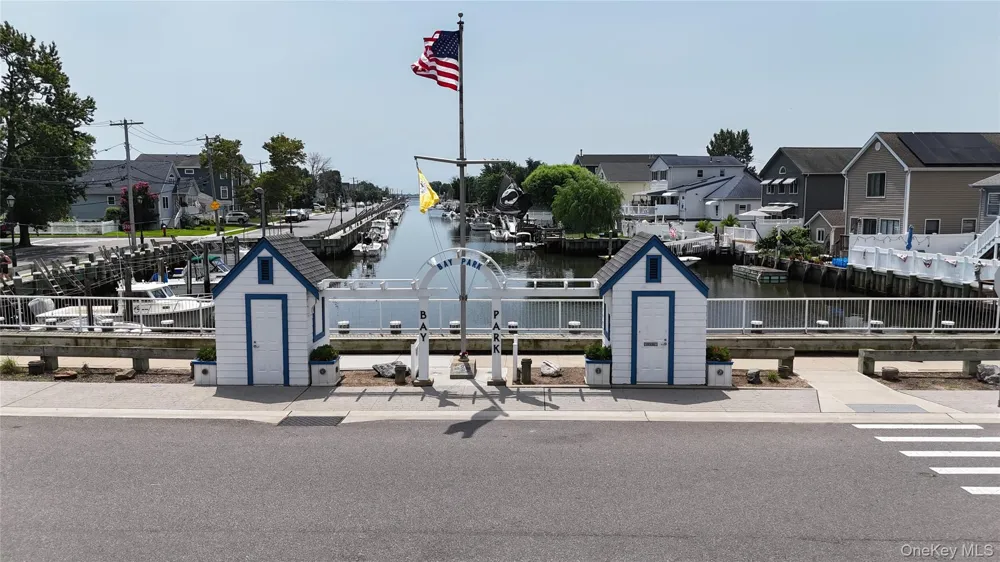 15 West Boulevard East Rockaway, NY 11518