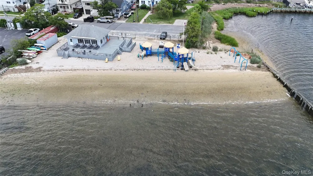 15 West Boulevard East Rockaway, NY 11518