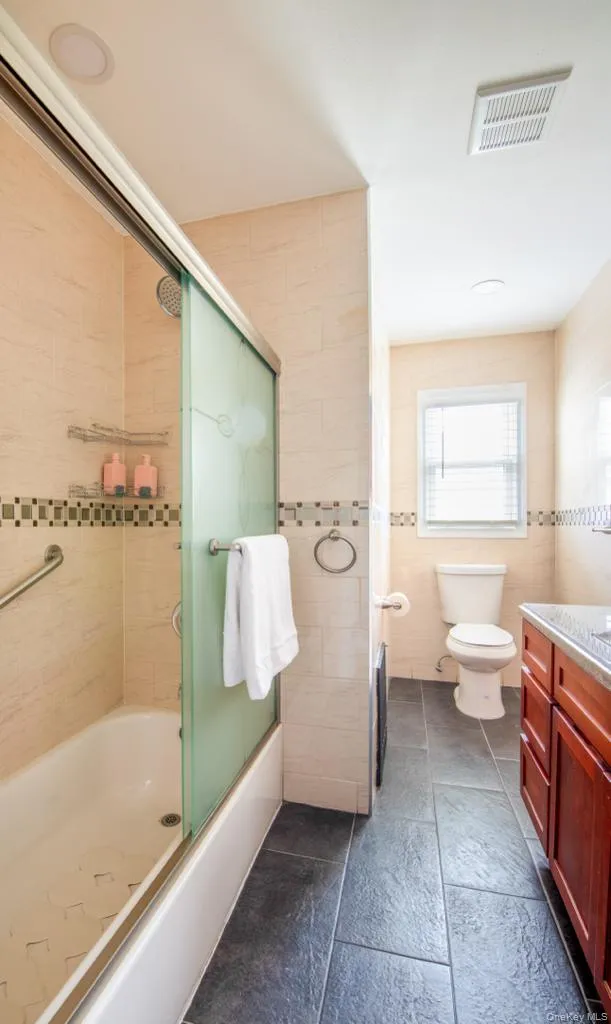 14641 224th Street #2 Springfield Gardens, NY 11413