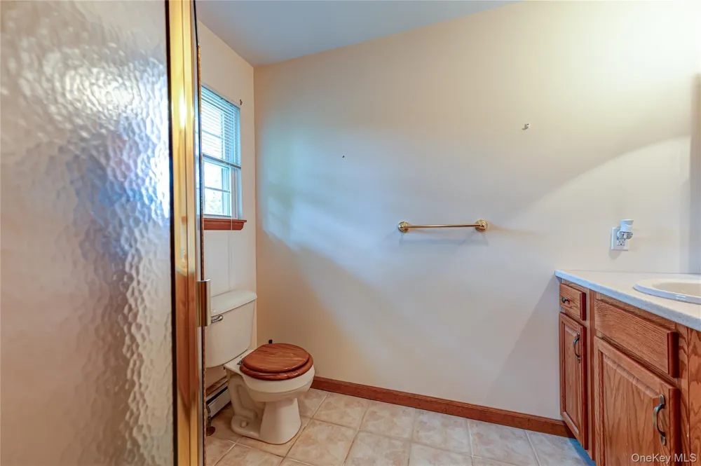 15 Washington Avenue Miller Place, NY 11764