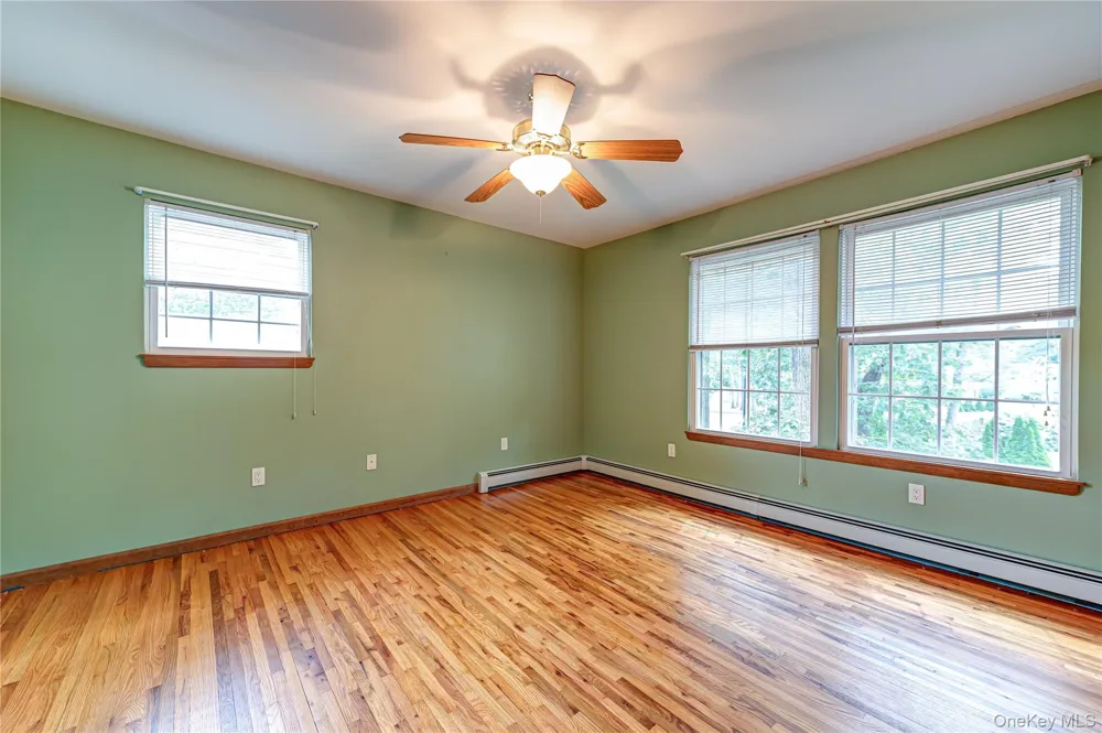 15 Washington Avenue Miller Place, NY 11764