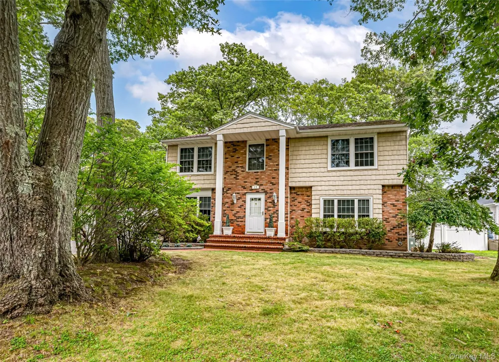 15 Washington Avenue Miller Place, NY 11764