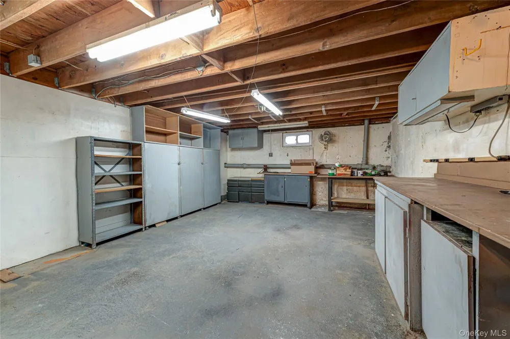 15 Washington Avenue Miller Place, NY 11764