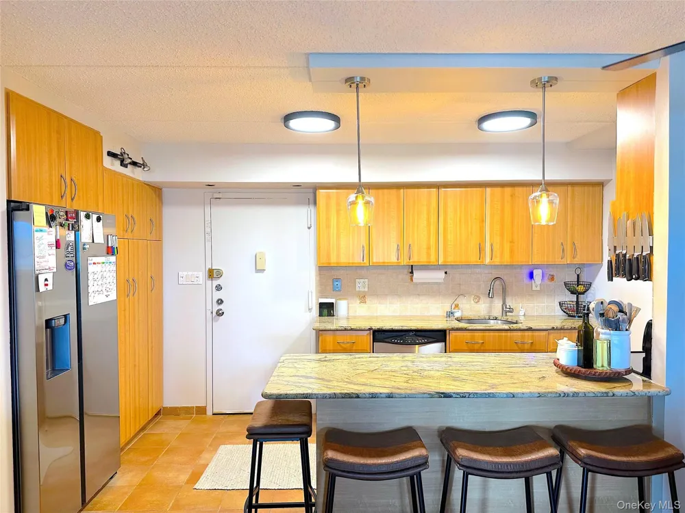 725 Miller Avenue #220 Freeport, NY 11520