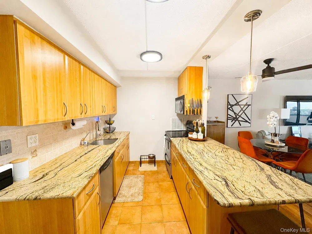725 Miller Avenue #220 Freeport, NY 11520
