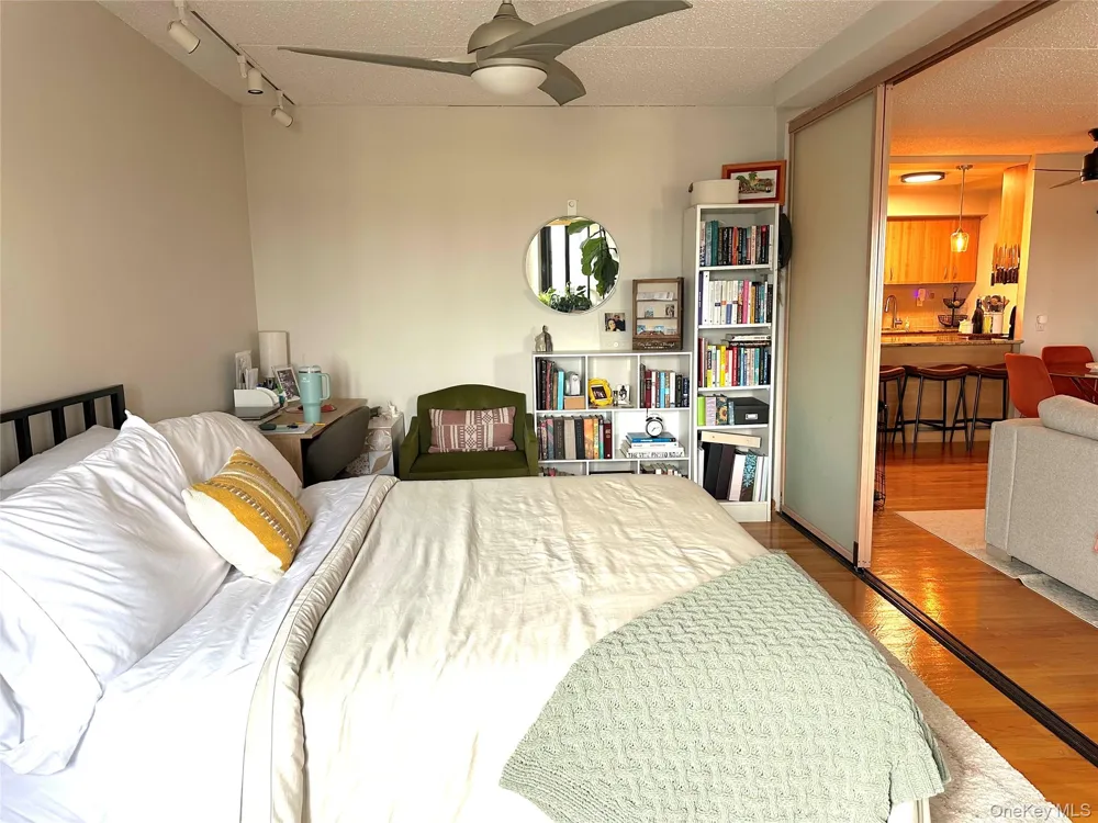 725 Miller Avenue #220 Freeport, NY 11520