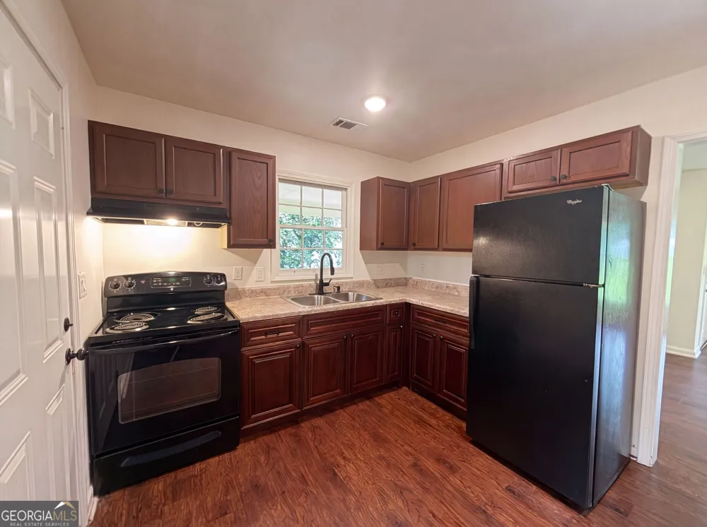 856 Glenway DR East Point, GA 30344