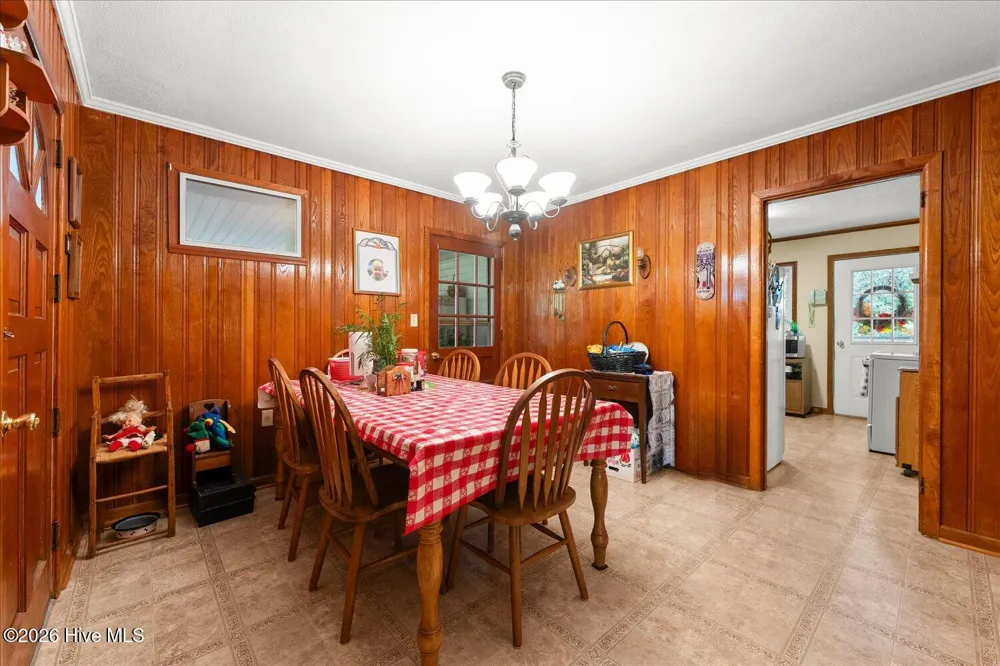 130 Washington Street Tignall, GA 30668