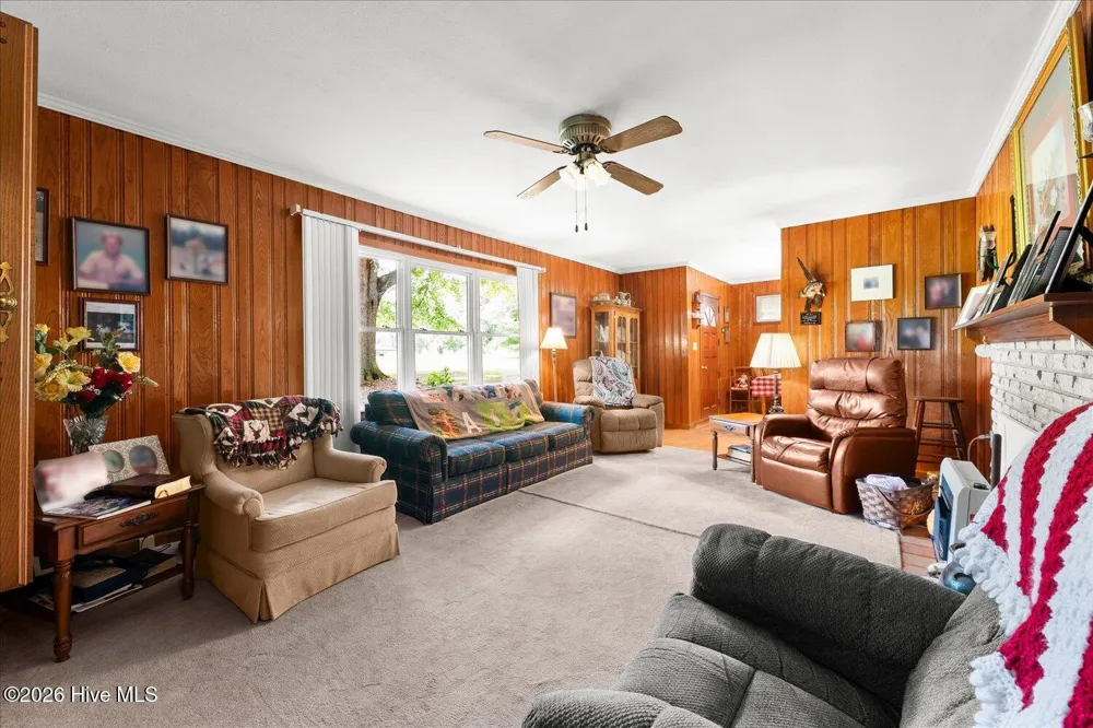 130 Washington Street Tignall, GA 30668