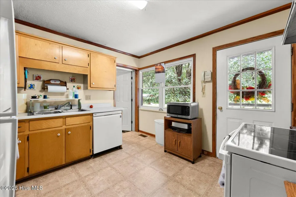 130 Washington Street Tignall, GA 30668