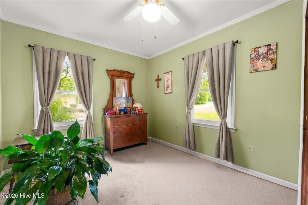130 Washington Street Tignall, GA 30668