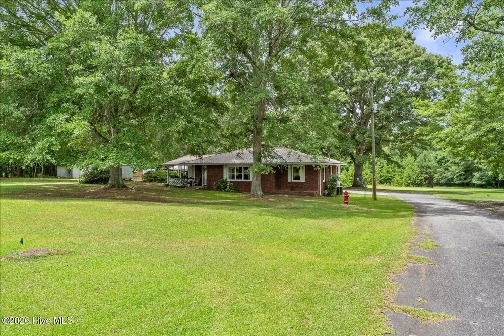130 Washington Street Tignall, GA 30668
