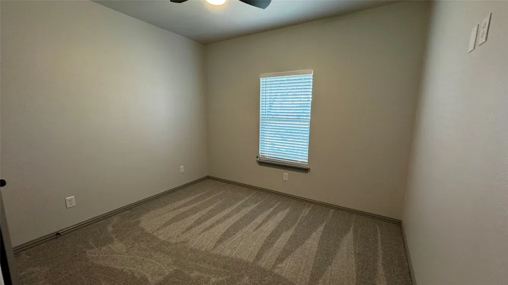 207 S 4th Celeste, TX 75423