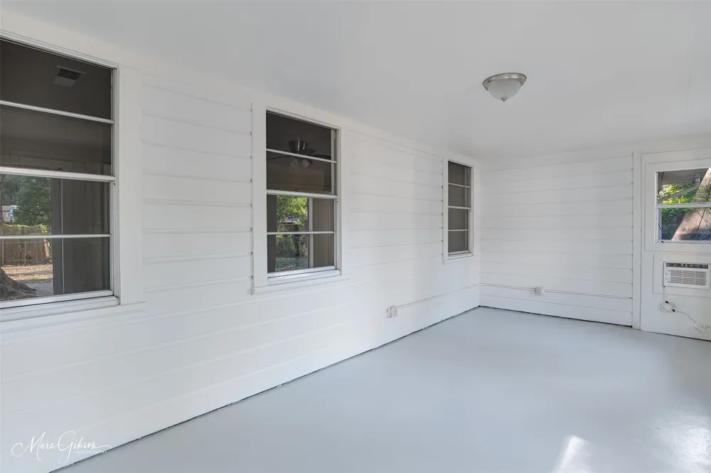 137 Lynn Avenue Shreveport, LA 71105