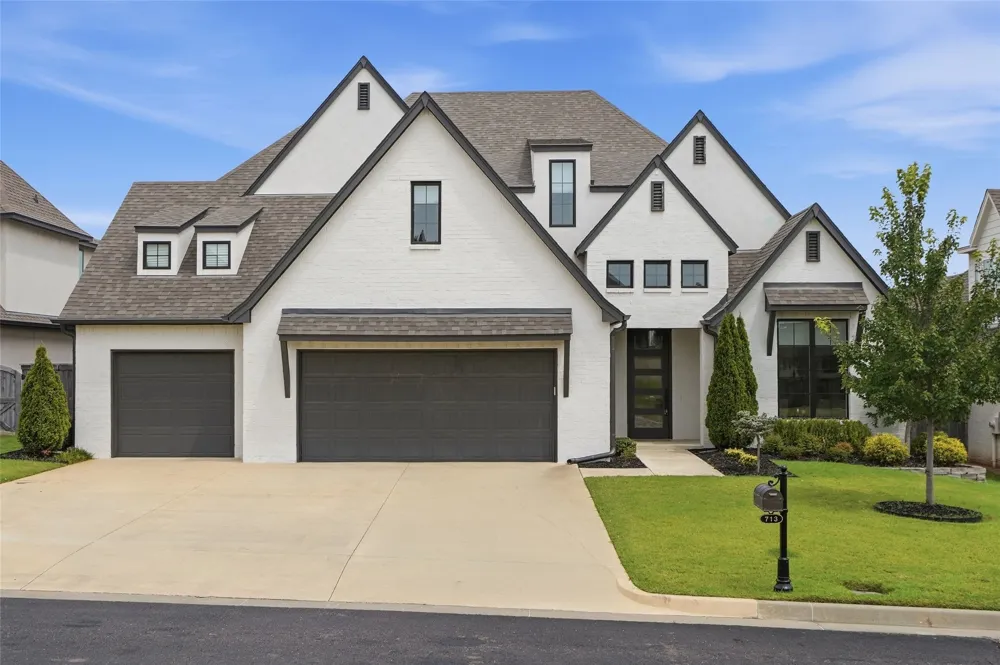 713 W 109th Street S Jenks, OK 74037