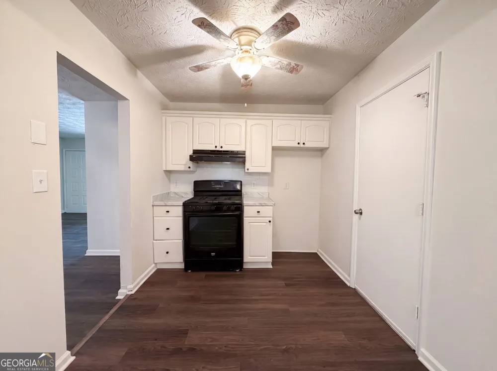 3808 Shane CT Ellenwood, GA 30294