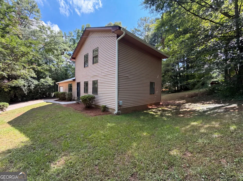 3808 Shane CT Ellenwood, GA 30294