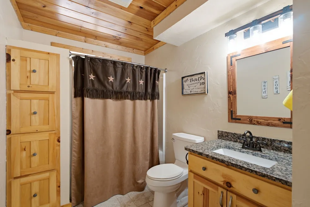271 County Road 1559 Alba, TX 75410