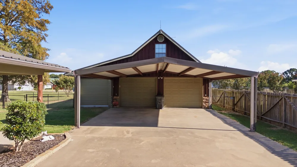 271 County Road 1559 Alba, TX 75410