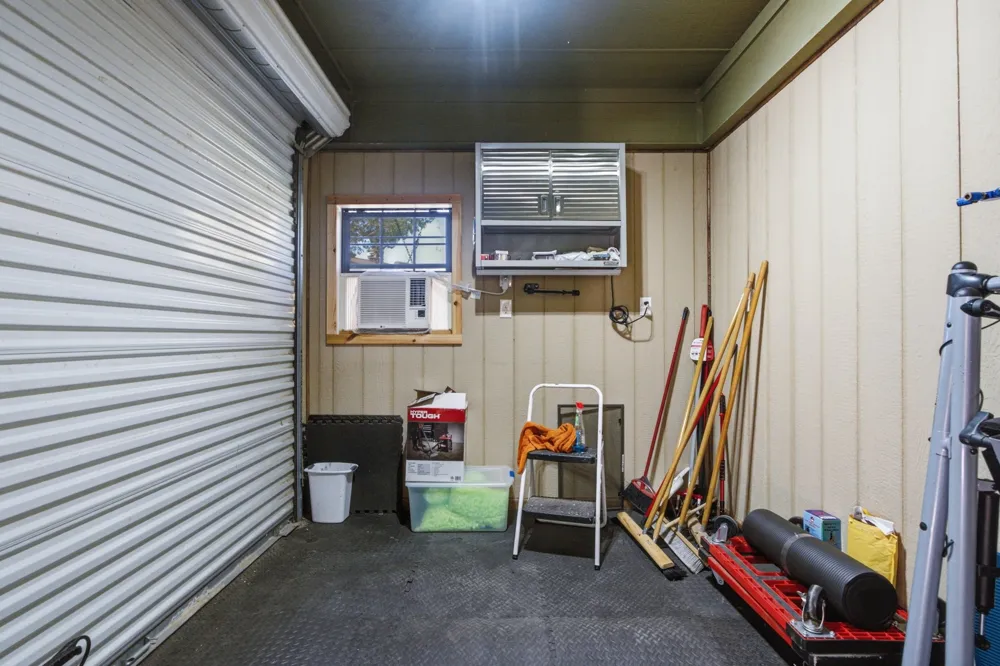 271 County Road 1559 Alba, TX 75410