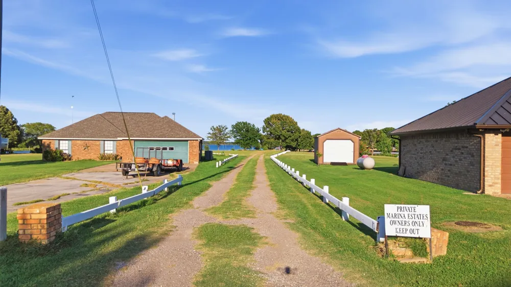 271 County Road 1559 Alba, TX 75410