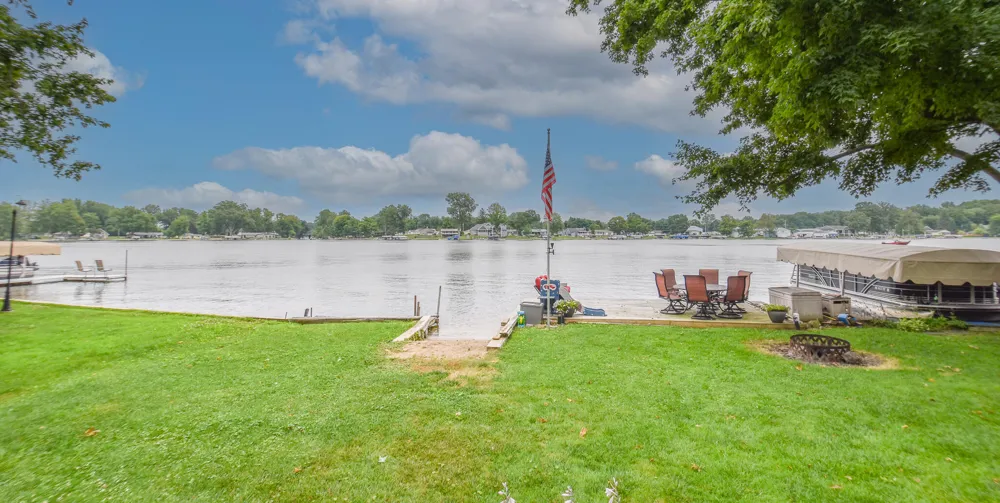 173 Dons Drive Quincy, MI 49082