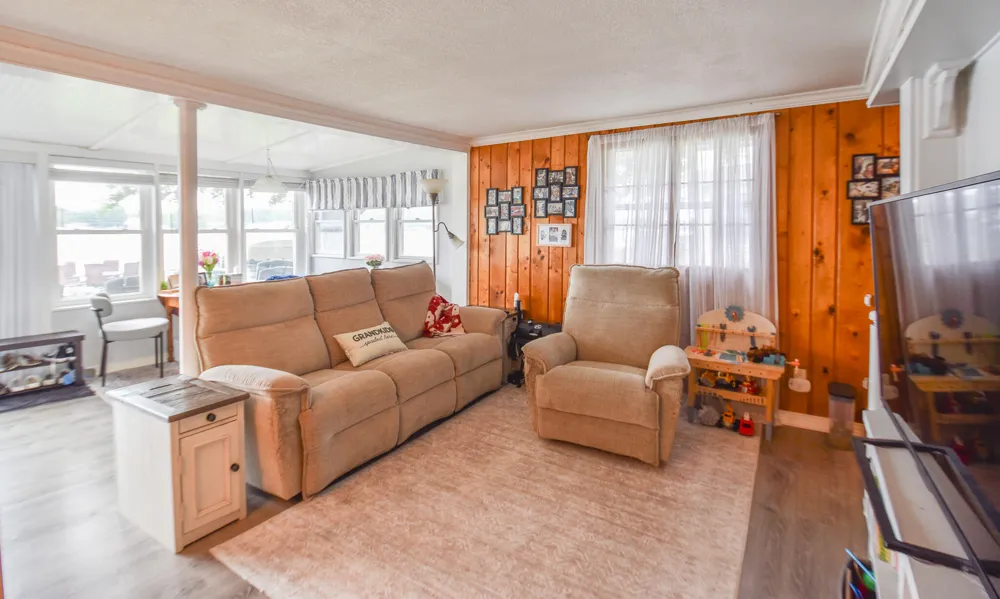 173 Dons Drive Quincy, MI 49082