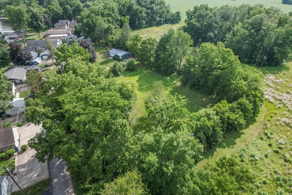 173 Dons Drive Quincy, MI 49082