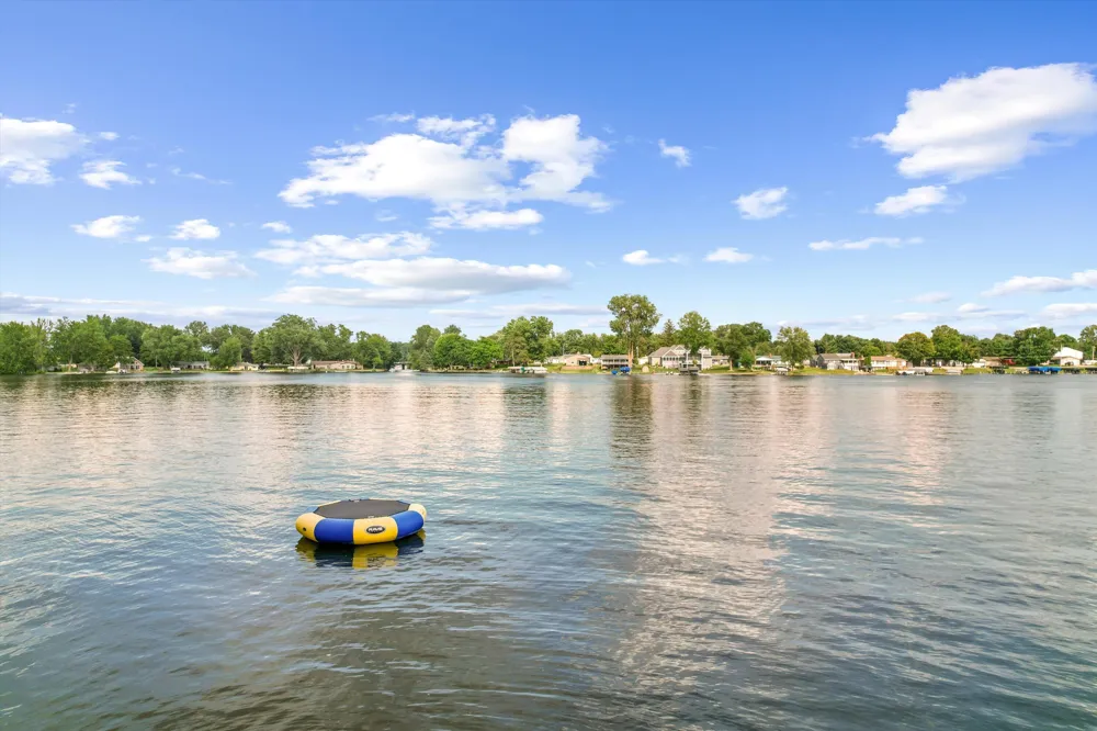 173 Dons Drive Quincy, MI 49082