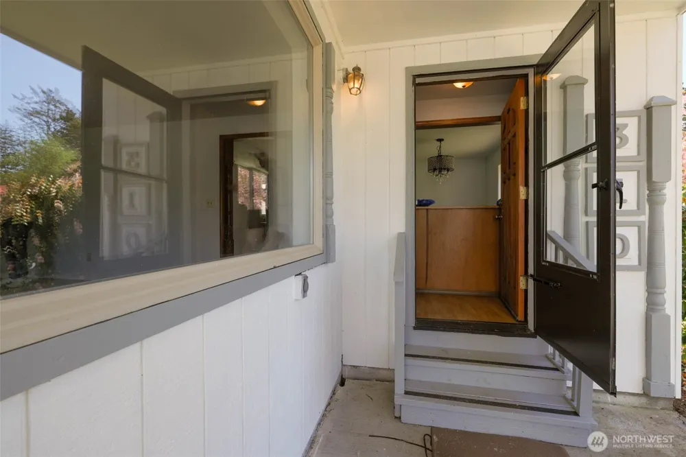 310 Melbourne Street Westport, WA 98595