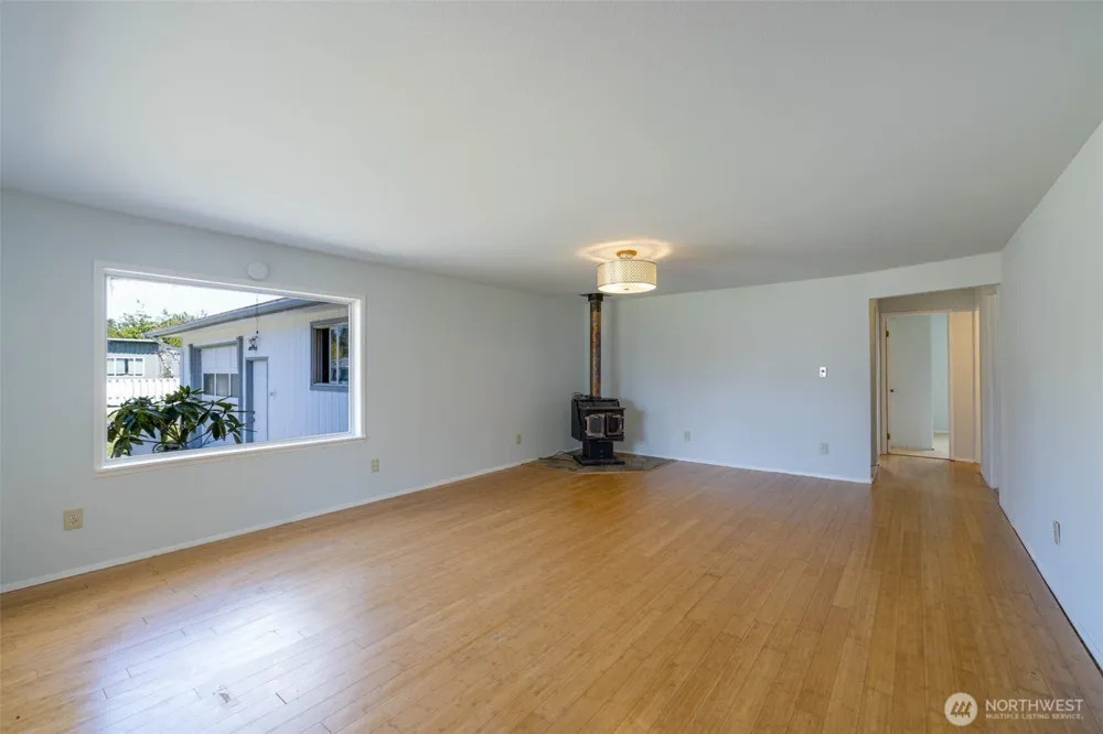 310 Melbourne Street Westport, WA 98595