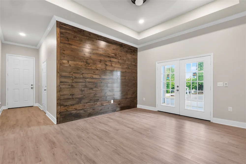 401 S 4th Street Bonham, TX 75418