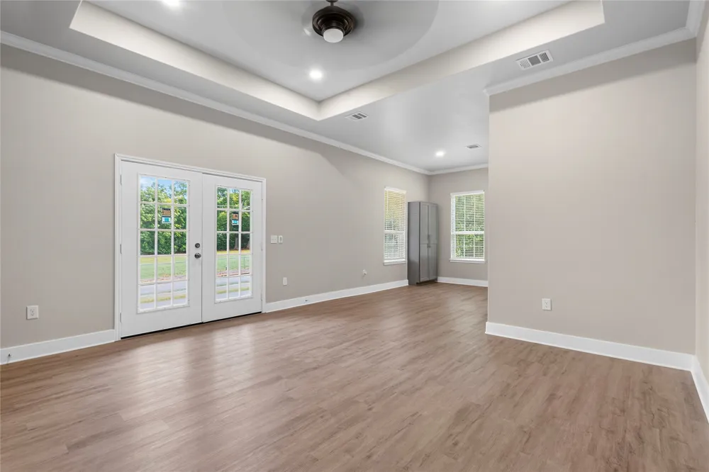 401 S 4th Street Bonham, TX 75418