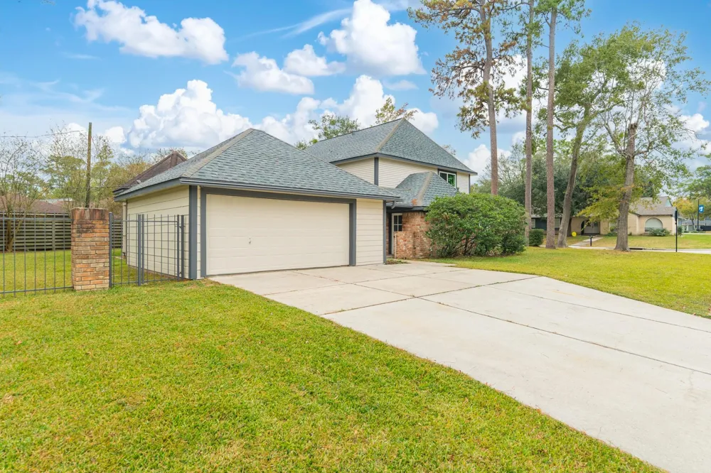 28814 Enchanted Drive Shenandoah, TX 77381