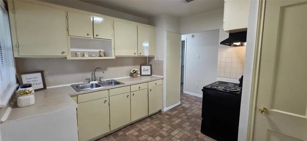 2110 5th Street Galena Park, TX 77547