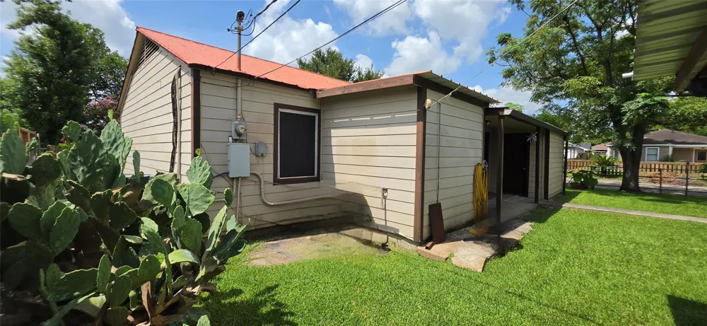 2110 5th Street Galena Park, TX 77547