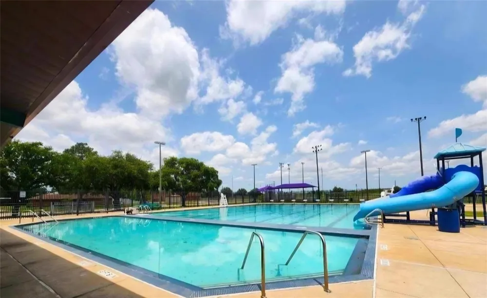 2110 5th Street Galena Park, TX 77547