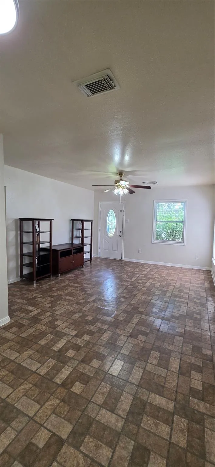 2110 5th Street Galena Park, TX 77547