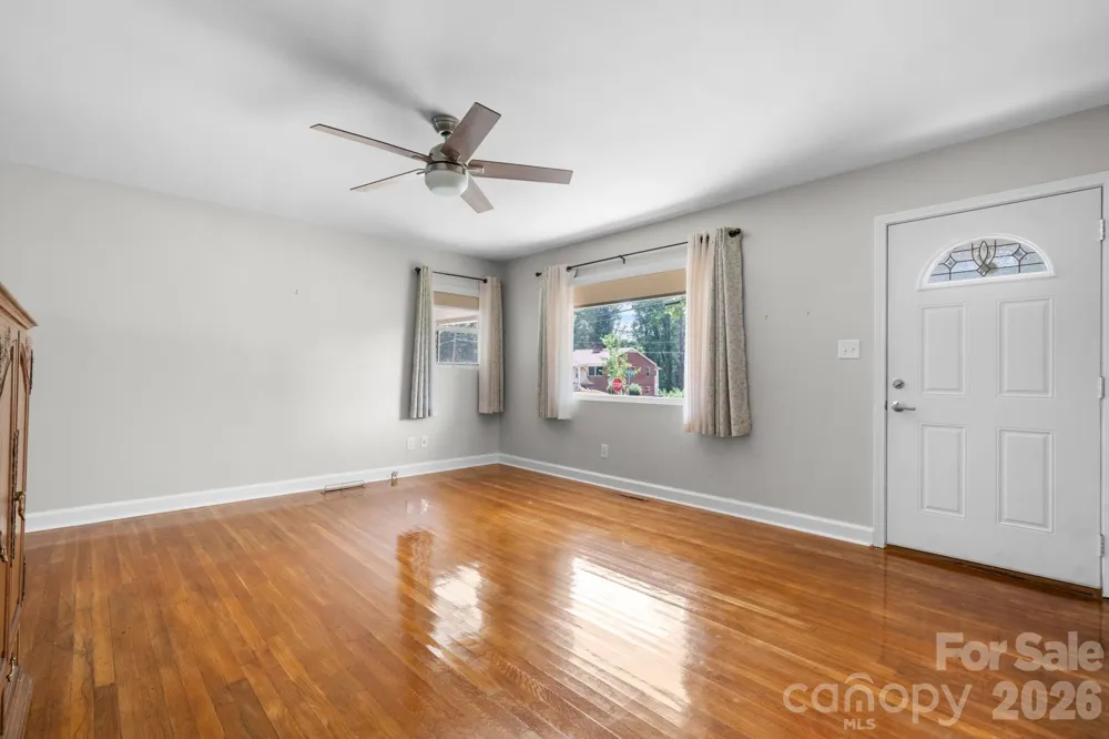 704 4th Street SW Conover, NC 28613