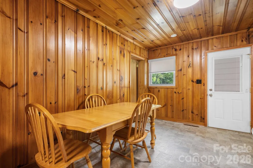 704 4th Street SW Conover, NC 28613