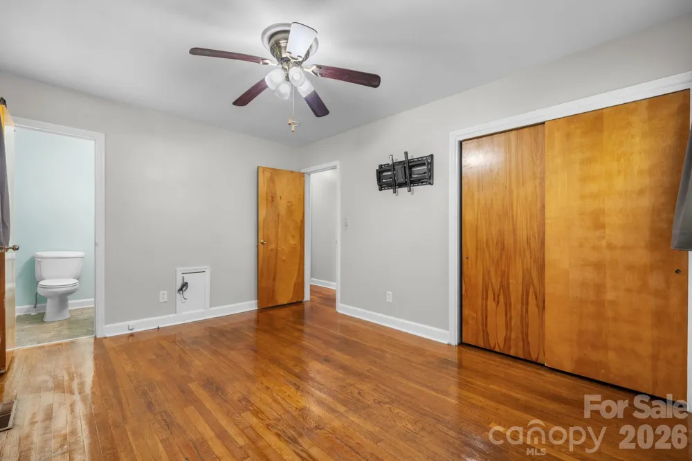 704 4th Street SW Conover, NC 28613