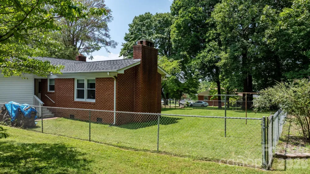 704 4th Street SW Conover, NC 28613