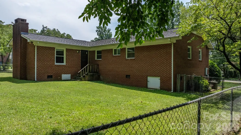 704 4th Street SW Conover, NC 28613