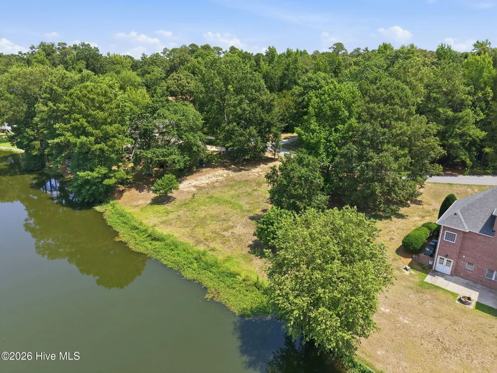 42 Deer Track Drive Clinton, NC 28328
