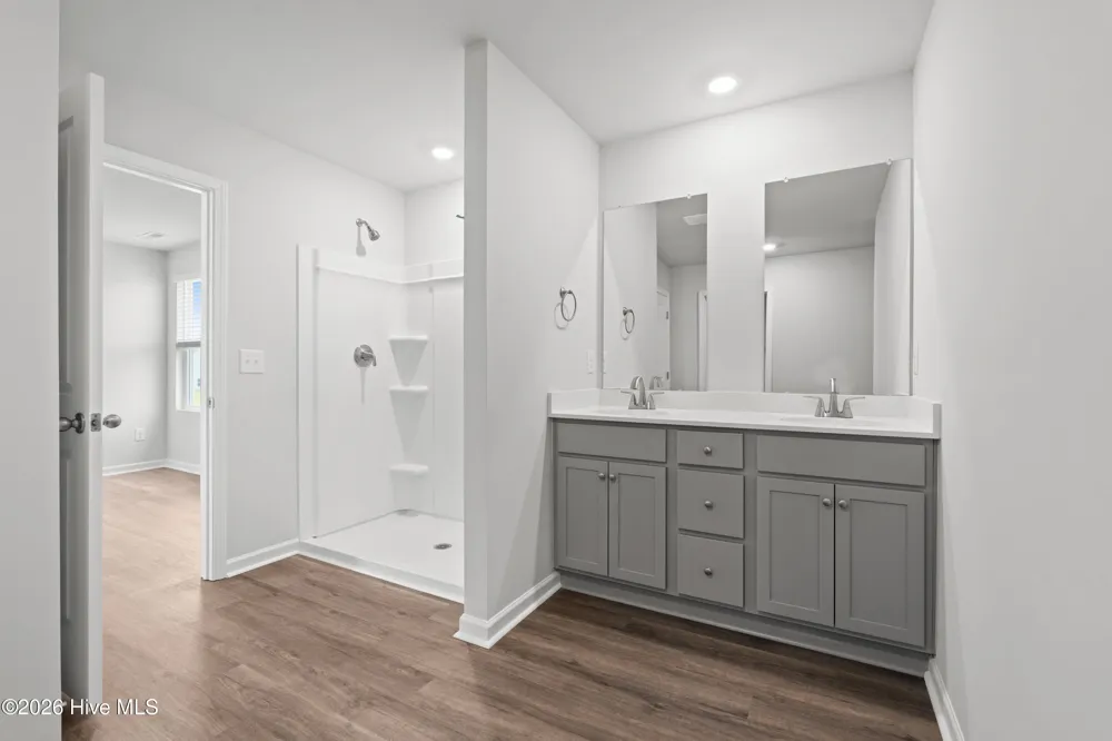 141 Squires Run Lane Richlands, NC 28574