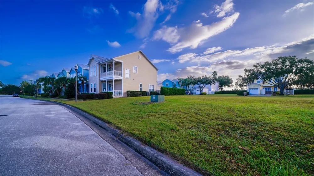1523 FAIRVIEW CIRCLE Kissimmee, FL 34747