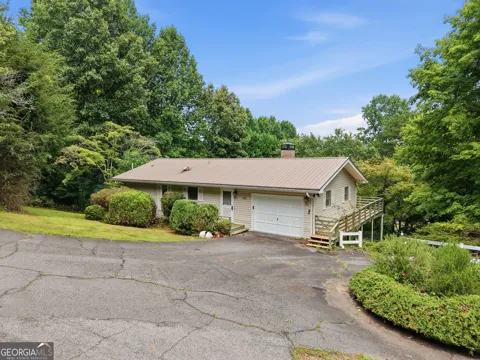 2325 Ridgecrest CIR