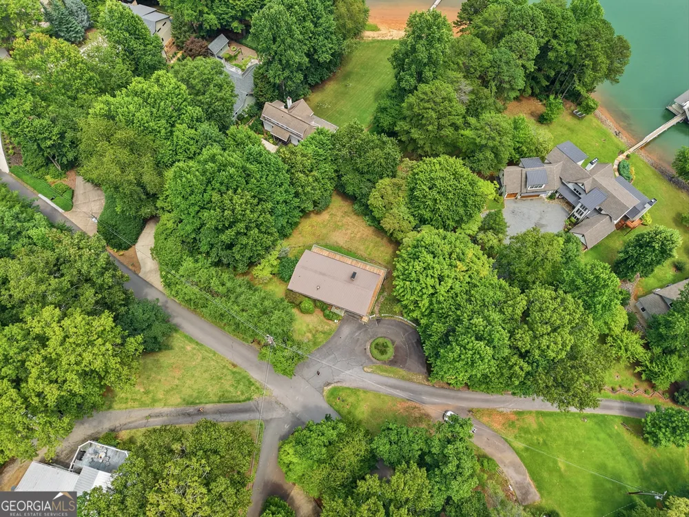 2325 Ridgecrest CIR Hiawassee, GA 30546