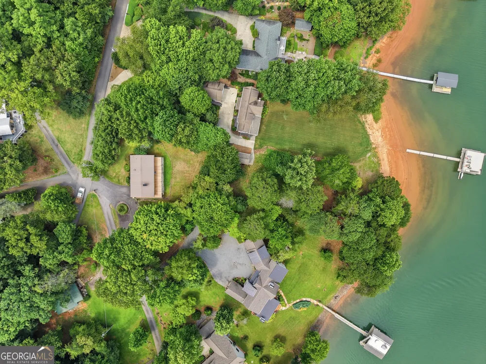 2325 Ridgecrest CIR Hiawassee, GA 30546