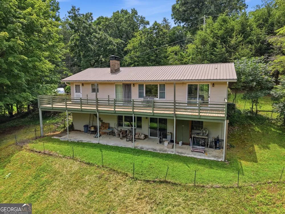 2325 Ridgecrest CIR Hiawassee, GA 30546